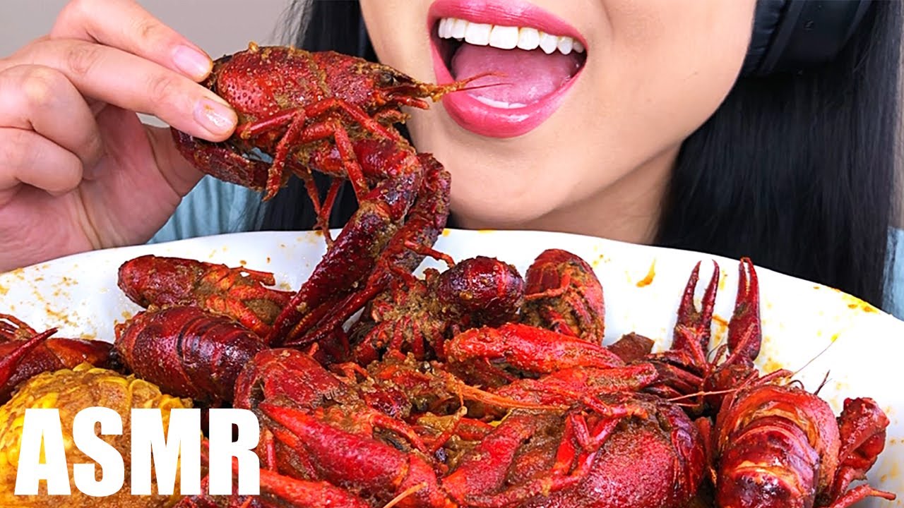 ASMR SEAFOOD BOIL CRAWFISH FEAST *shell cracking sounds* | ASMR Phan