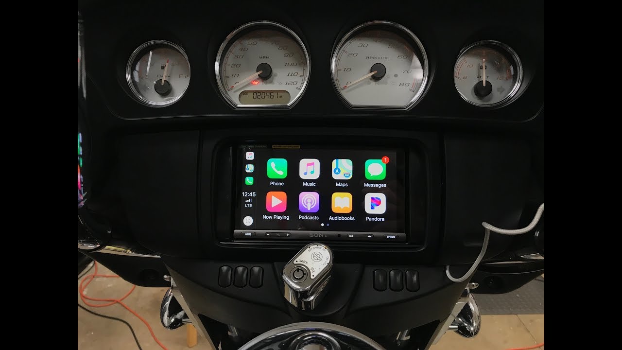 Harley-Davidson (Pt 2) Sony XAV-AX5000 w/ Apple CarPlay w/ Metra 95-9700 Double DIN Dash Kit