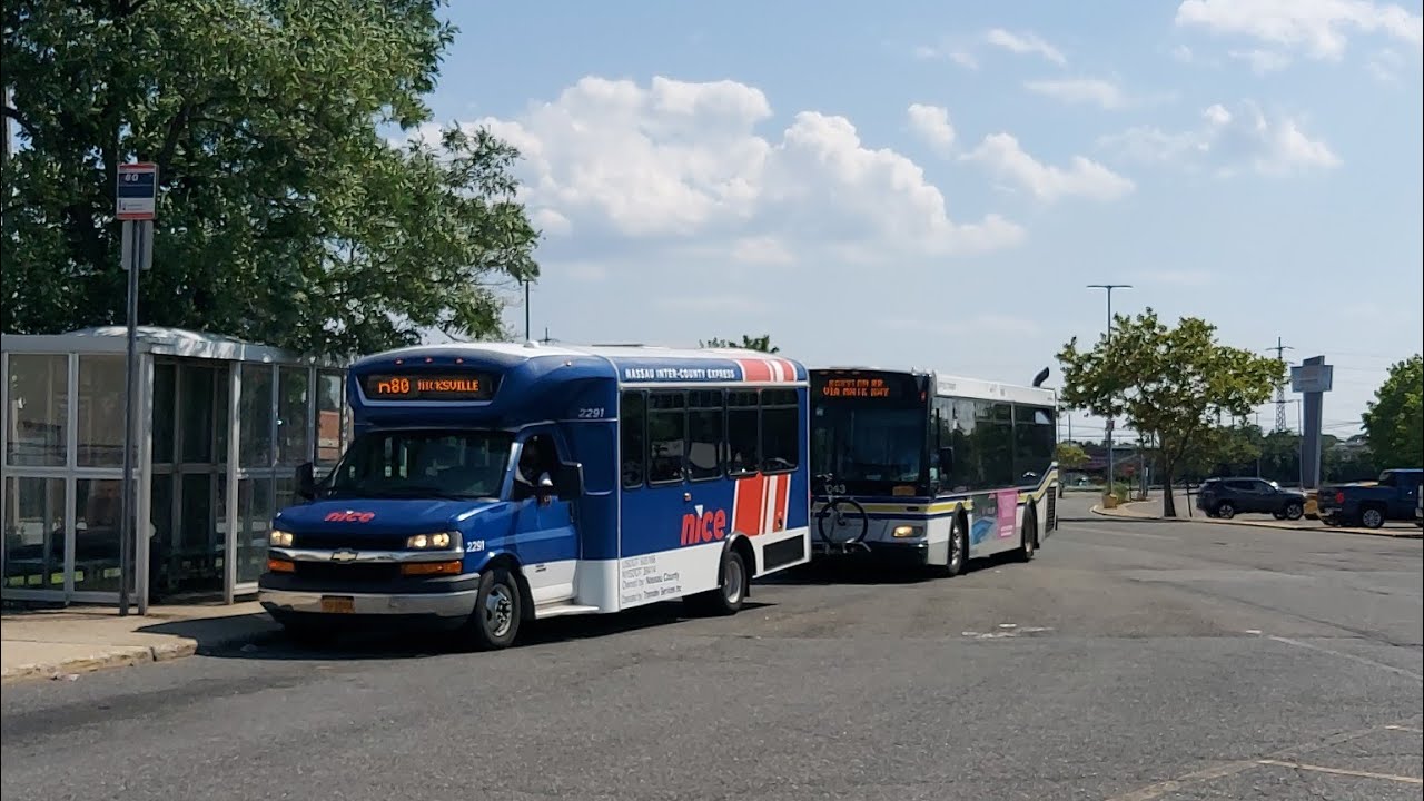 NICE bus/Suffolk County Transit: action at Sunrise Mall