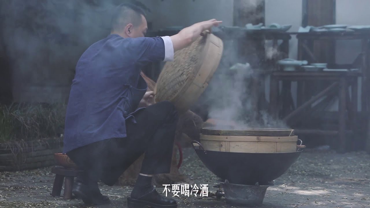【红楼美食】一碧粳粥，贾宝玉对林黛玉说过最深情的话就在此处，与其他是洞察通灵的宝玉，与黛玉他不过是个青涩的顽石