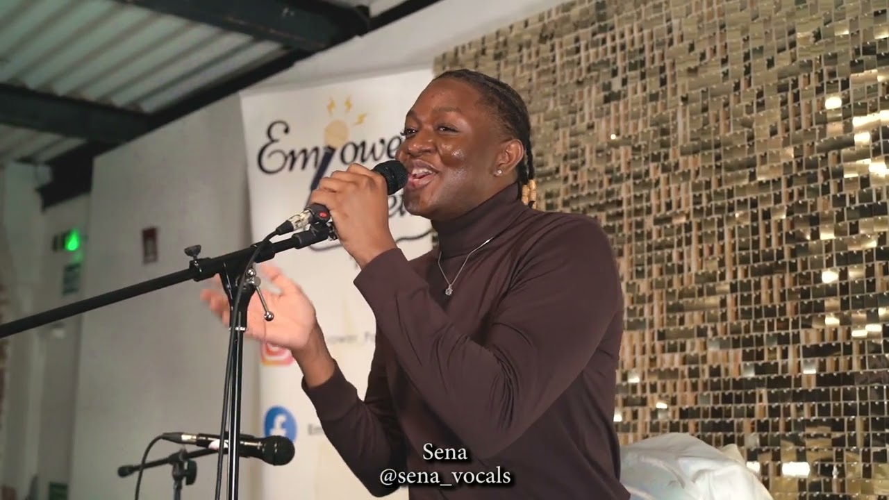 Sena Vocals performs at Empower Poetry,  Cover Asa the way i feel, Asa bibanke.