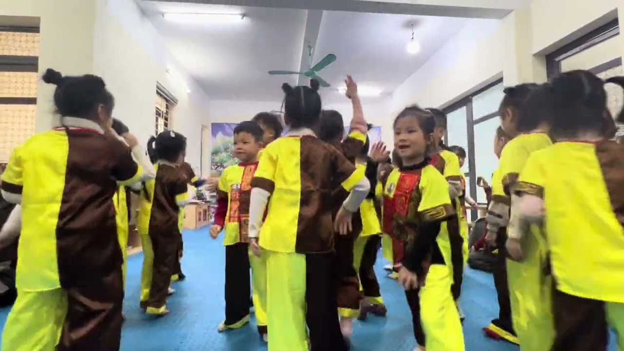 Làm quen chữ cái b d đ - ứng dụng AI