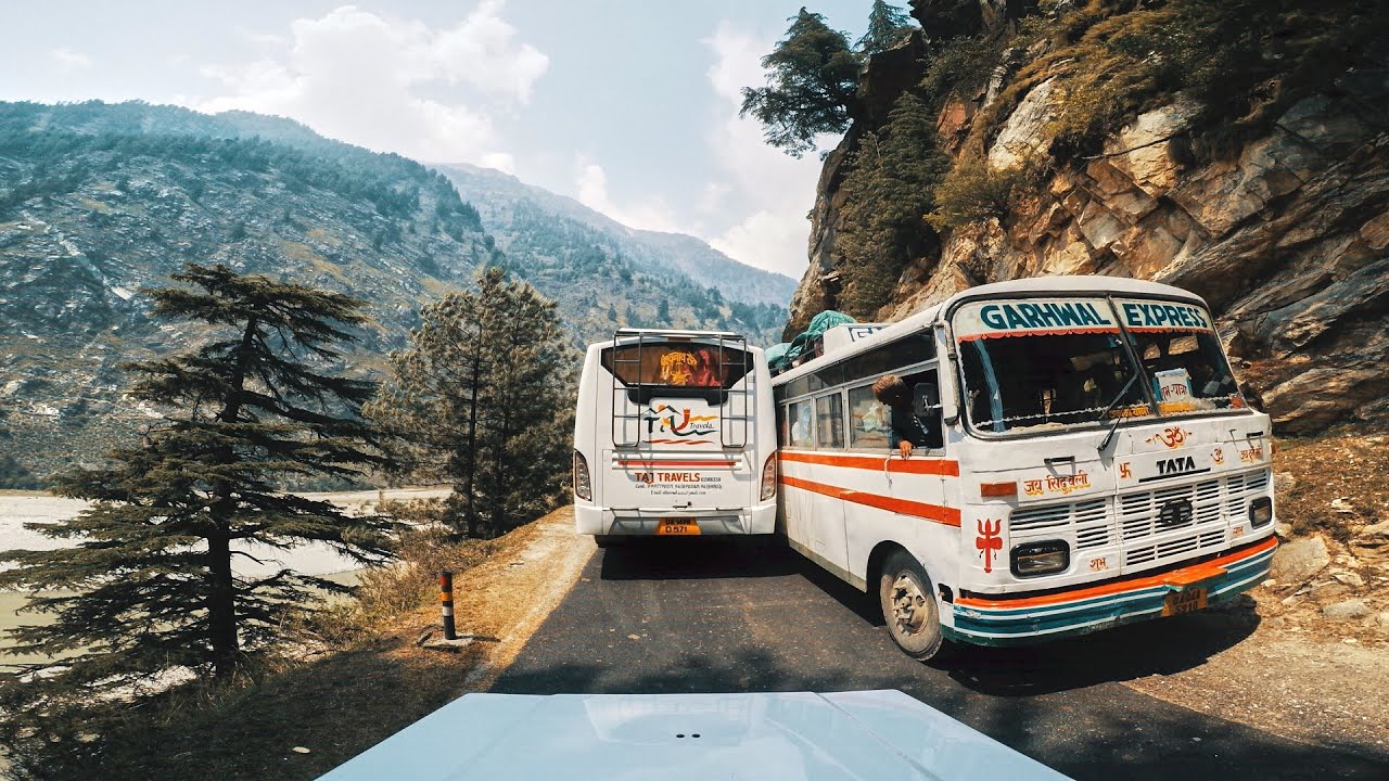 Road to Gangotri