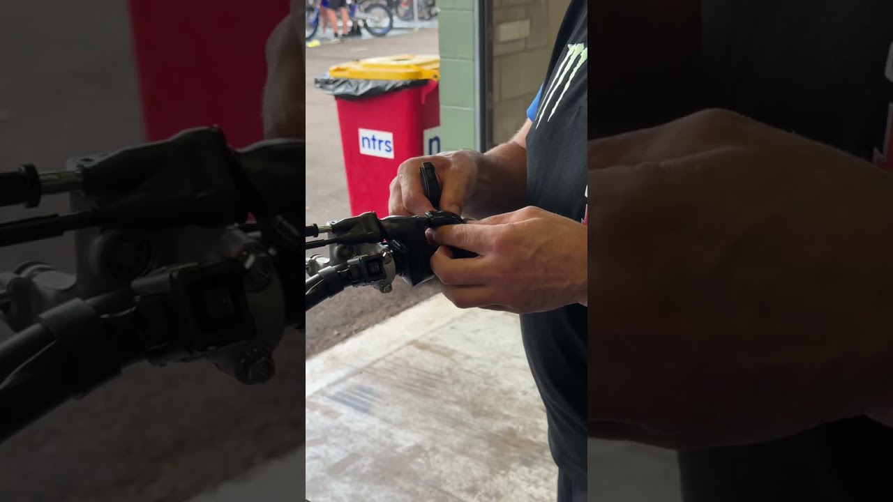 Throttle cable change on Jago Geerts FACTORY #YZ450F #2025