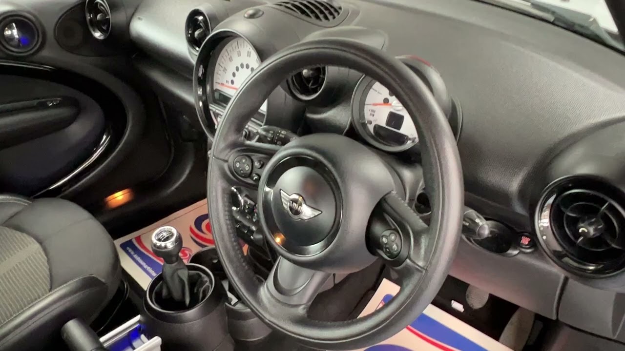 2013 MINI COUNTRYMAN ONE WITH PEPPER PACK SPORTS SEATS LOW MILEAGE & FULL MINI HISTORY