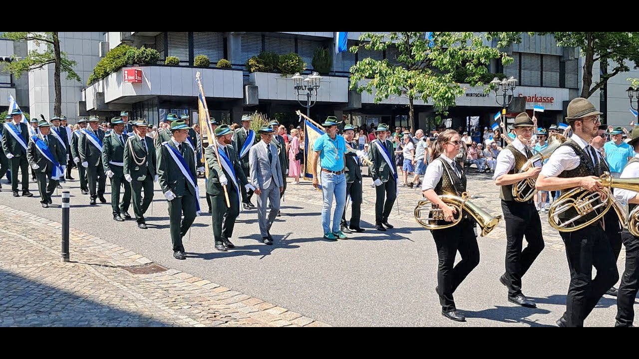 Schützenfest Brilon 2025 Abholen der Fahne