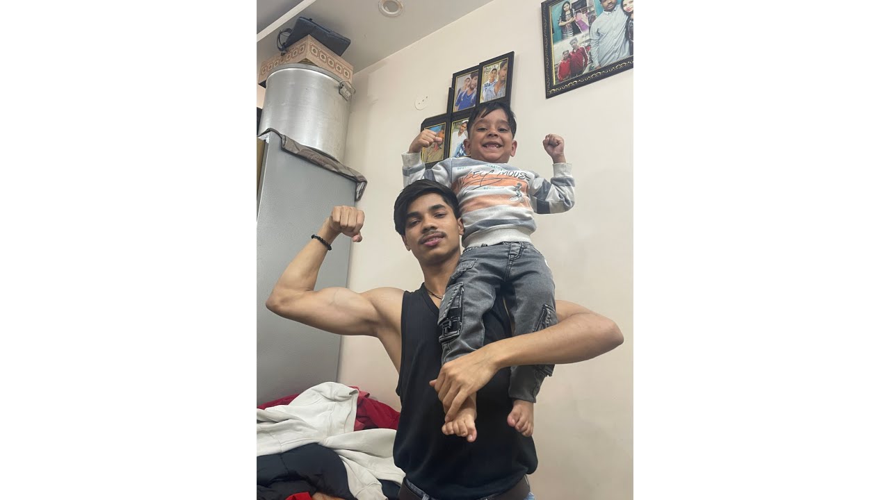 Dekho is bache ki body🦾