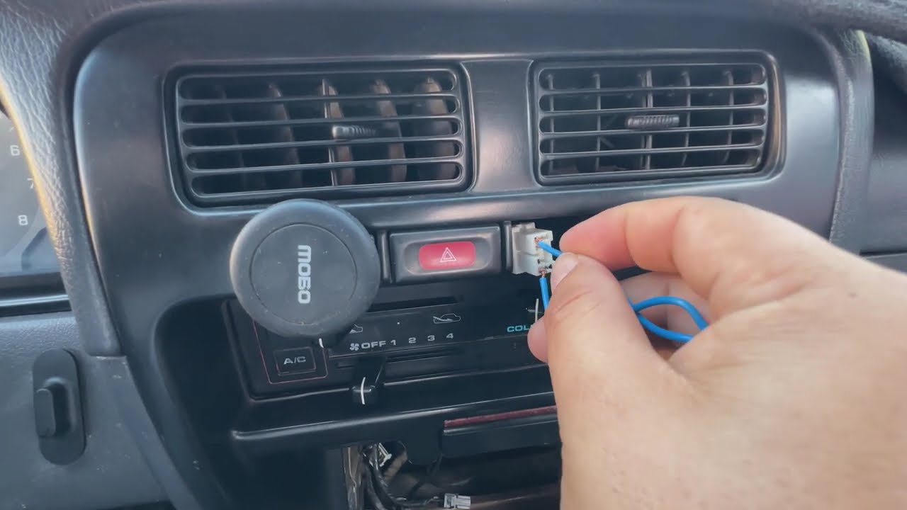 Cómo reparar y puentear regulador 