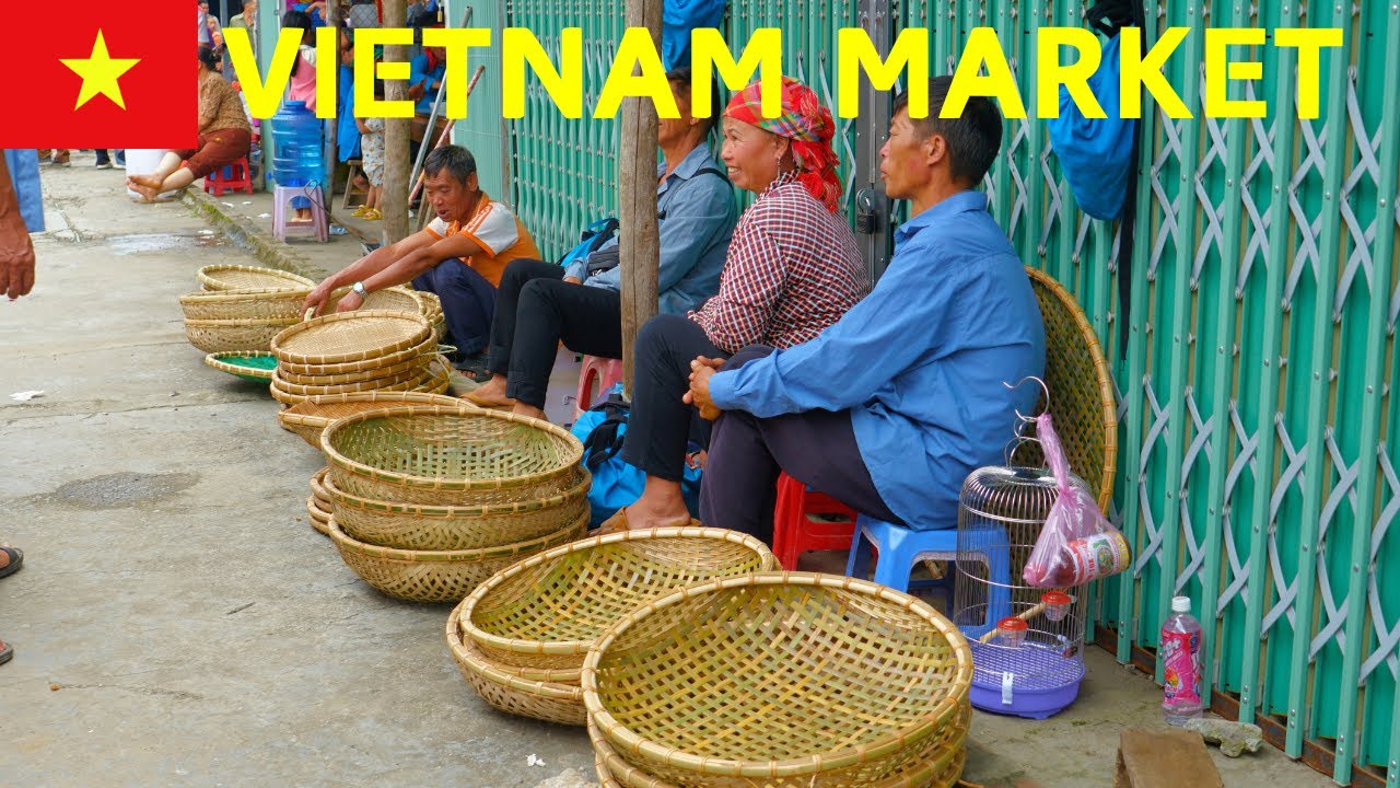 Vietnam's Mountain Markets - Morning Market Explore