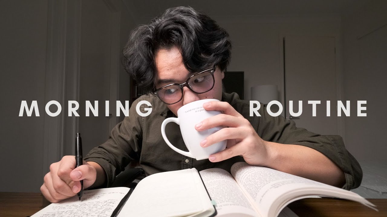 How To Build A Reading Routine That STICKS (Even If You're Busy)