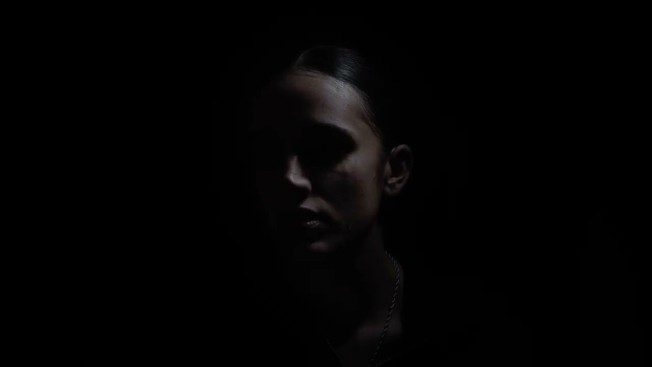 Carla Hero - SONO PERSA (Official Video)