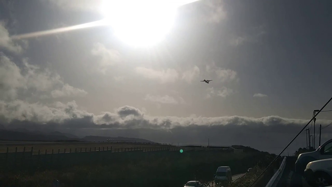 BINTER CANARIAS ATR72 GO AROUND!!!