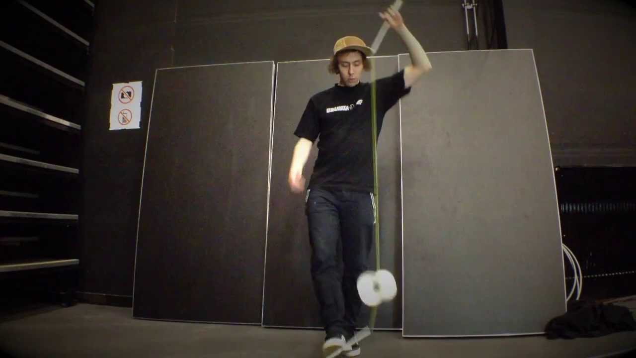 Diabolo Tutoriaali: Jalkahissi