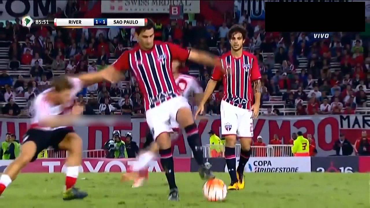 CAÑO DE GANSO, GENIAL!! RIVER 1 SAO PAULO 1 2016