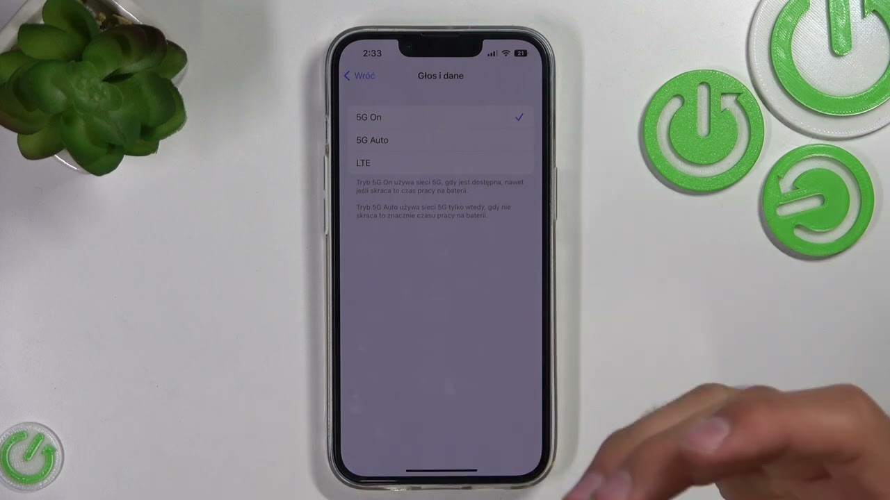 Jak włączyć 5G w iPhone 14?