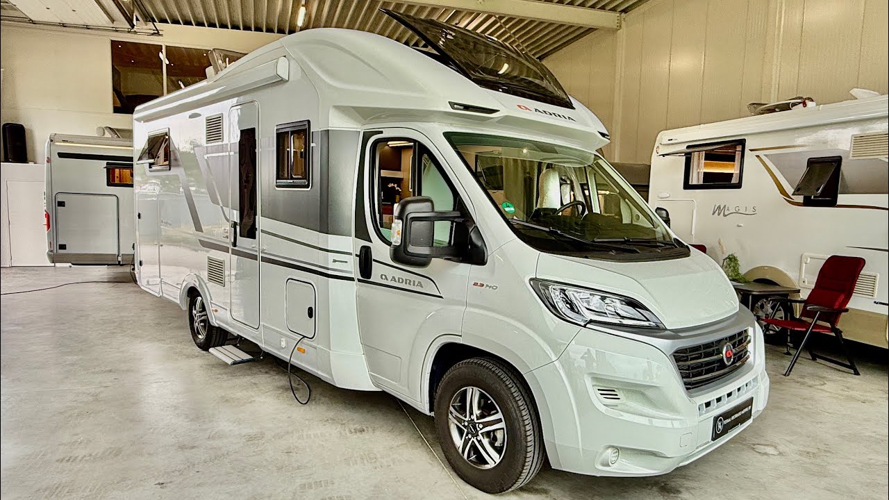 Adria Matrix 670 DL Plus Face to Face Actieve Luchtv & Leveling