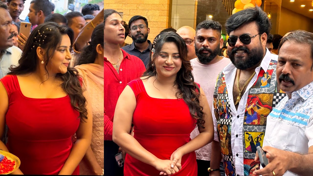 Anna Rajan & Mukesh M Nair at Kottayam inauguration Ottal restaurant #annarajan #mukesh #kottayam