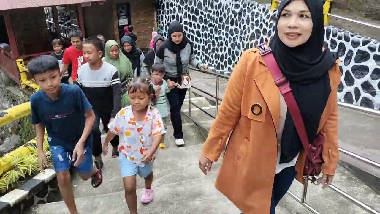 Grojokan Sewu Karo Keluarga Cenut