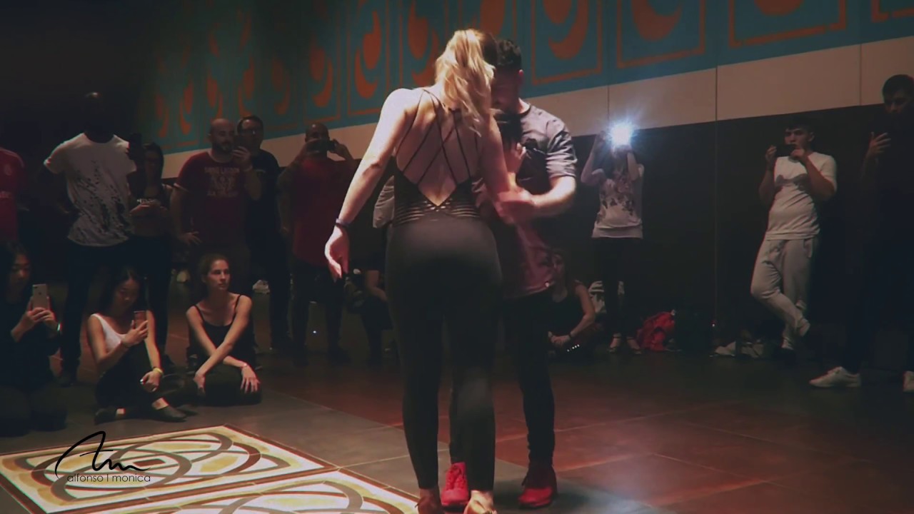 Alfonso y Mónica | Bachata | Romeo Santos ft. Ozuna - Sobredosis | World Bachata Festival Madrid
