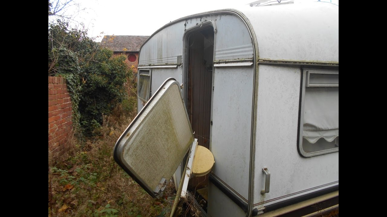 3 Old Caravans