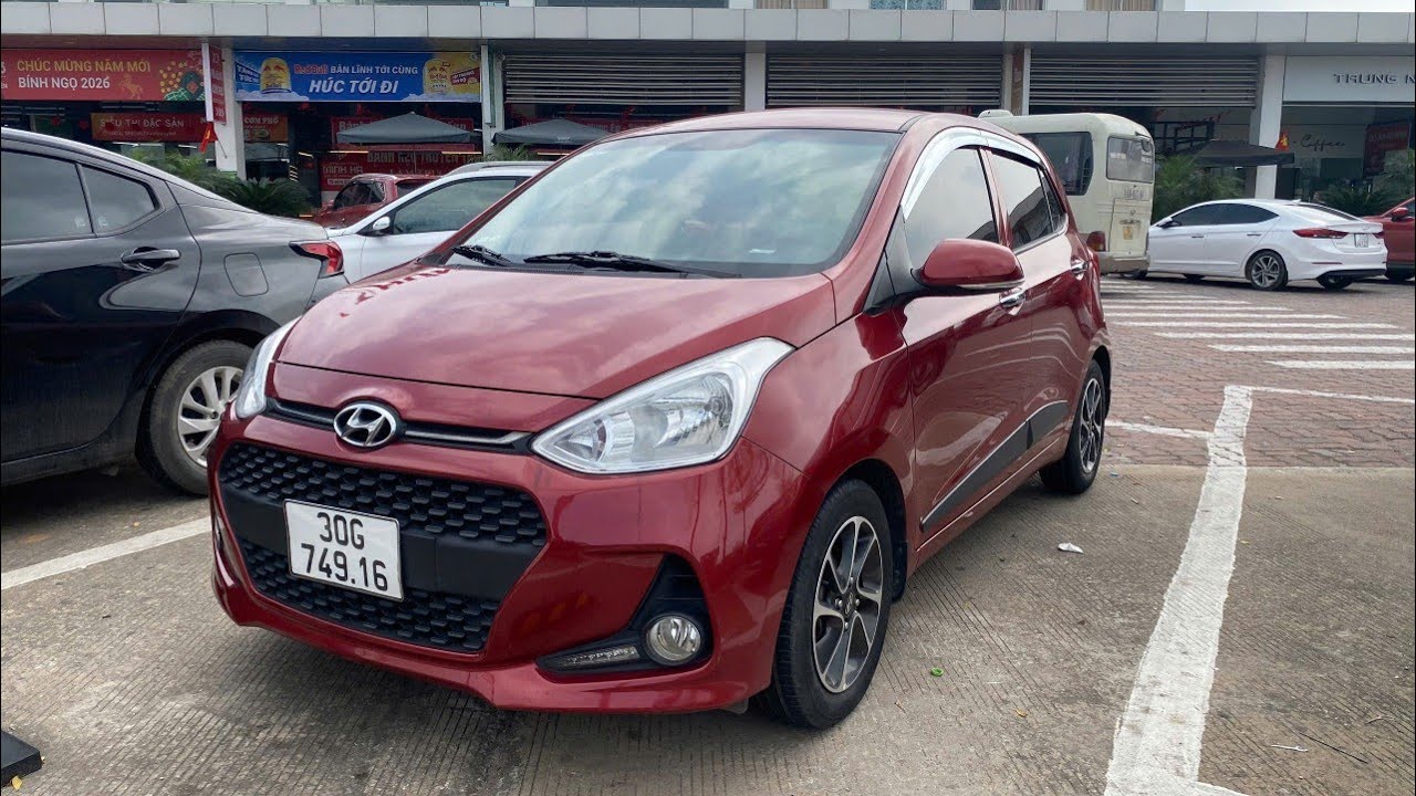 Hyundai i10 2020 số tự động 1 chủ từ mới, màu đỏ chỉ 300 hơn. Chọn i10 2020 số tự động hay Morning
