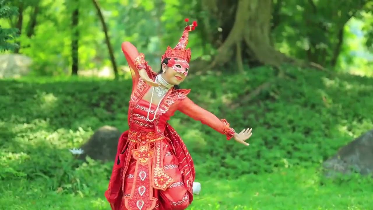 ရောင်နီနွေဦး ဒေါင်းပျော်မြူး - CDM ဆေးကျောင်းသားတစ်ဦး၏ ကပြတင်ဆက်မှု