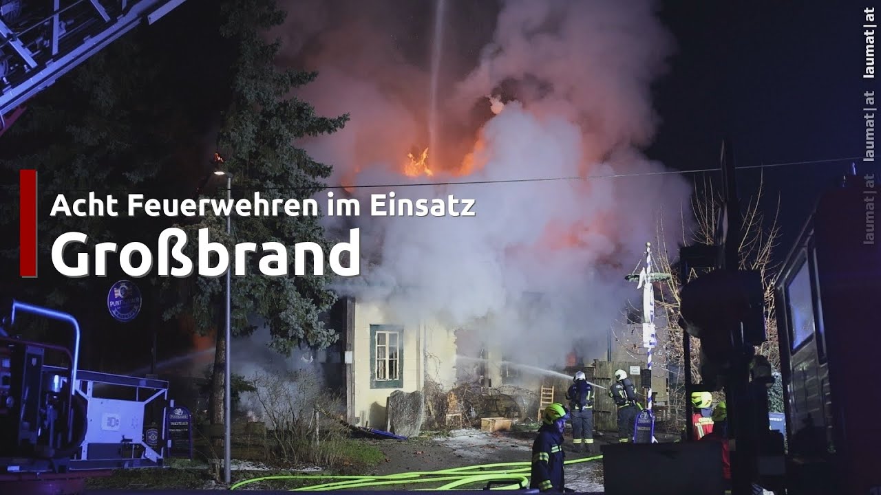 Großbrand: Acht Feuerwehren bei Brand eines als urig bekannten Gasthauses in Enns im Einsatz