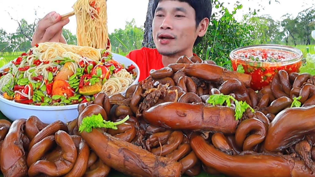 ไส้ตันจิ้มซีฟู๊ดตำซั่วขนมจีนแกล้มผักสดแซ่บคักอีหลีครับพี่น้องMUKBANG EATING SHOW/โก้อีสานพาแดก