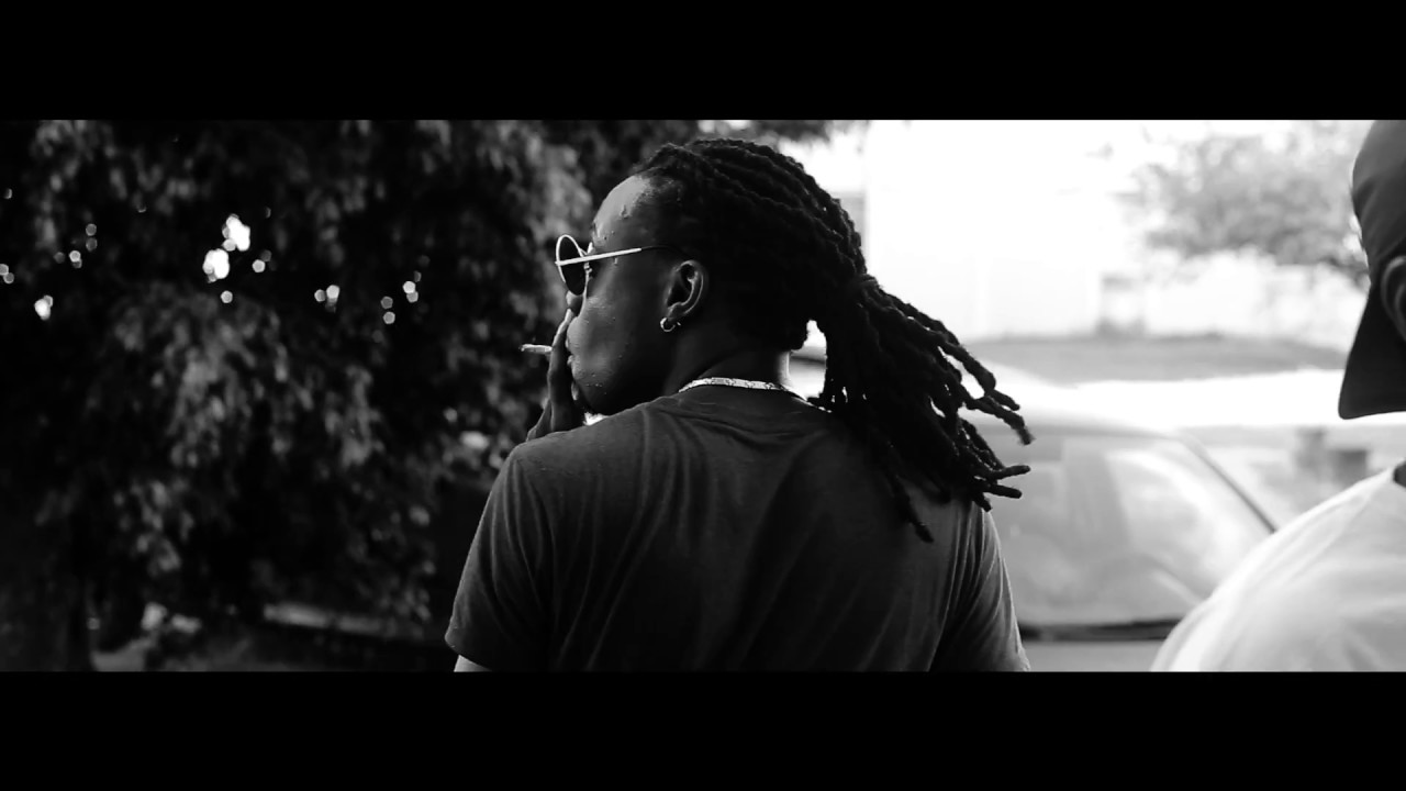 LE YOUTH  - NEGATIF