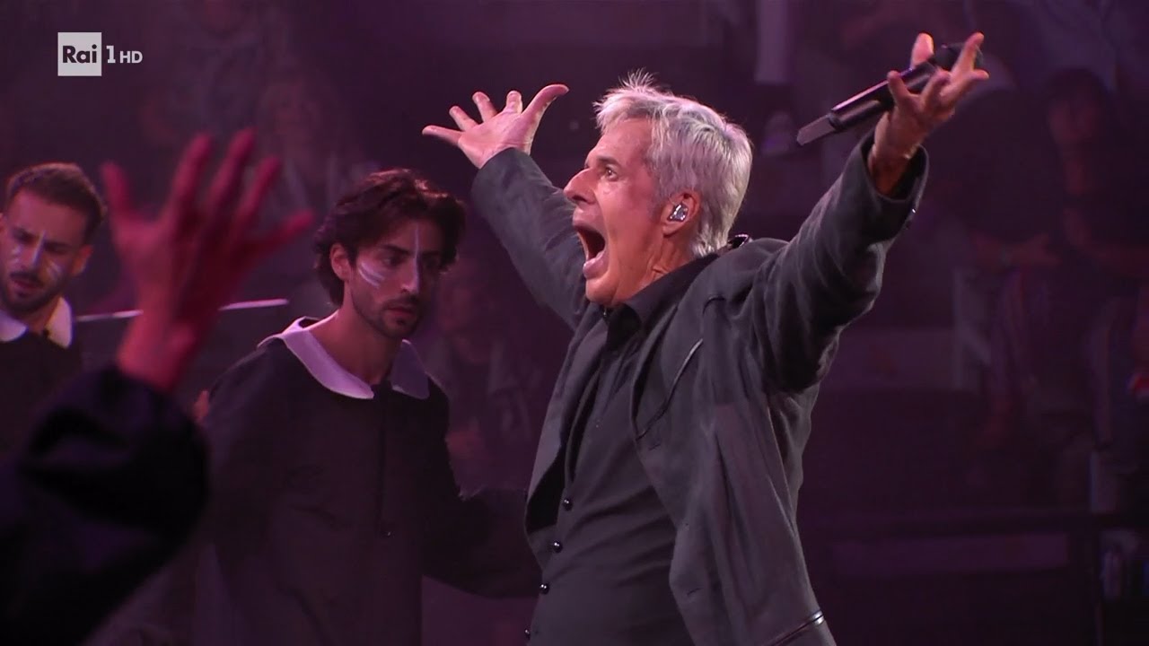 E adesso la pubblicit&agrave; - Claudio Baglioni - Live al Foro Italico - A TUTTO CUORE - Rai 1