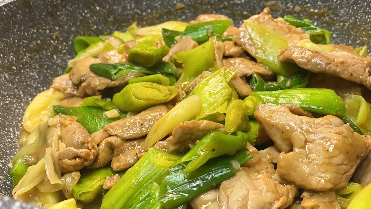 You gotta LEEK it!  Pork Tenderloin & Leeks Stir Fry