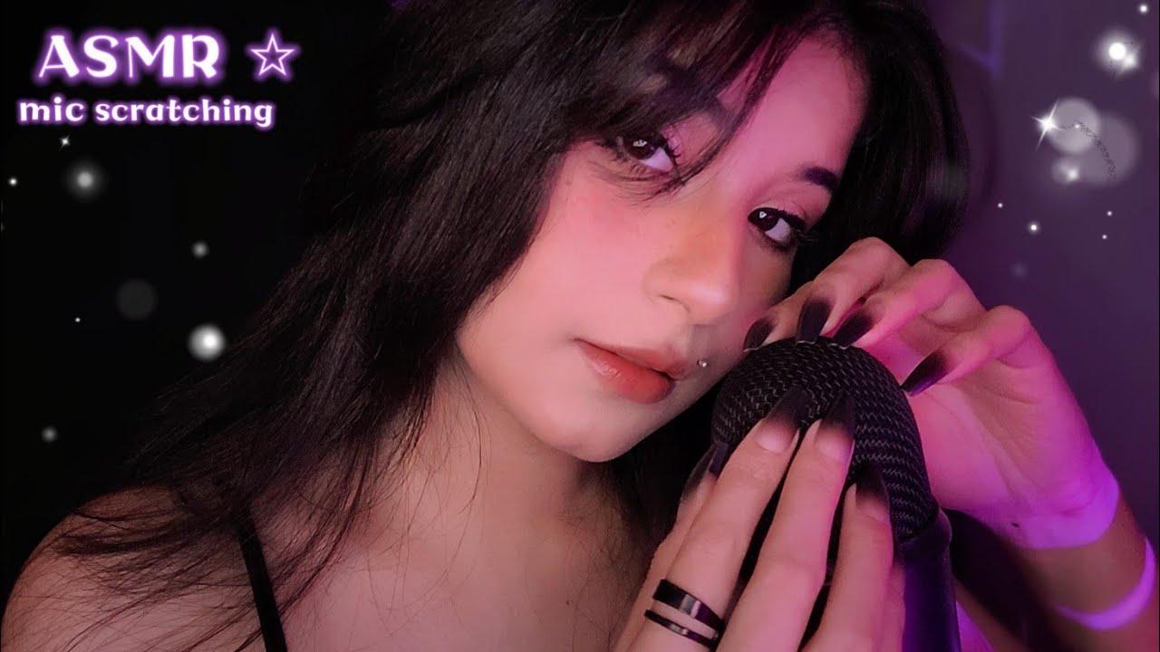 ASMR | ARRANHANDO O MICROFONE + CURIOSIDADES SOBRE MIM (mic scratching, mouth sounds, nail sounds)
