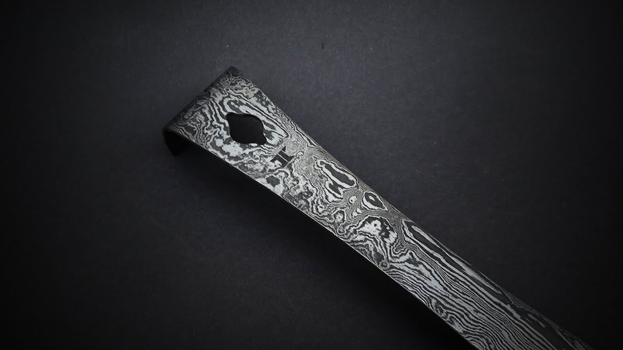 Das Schmieden eines Damaszener-Wabenhebers f&uuml;r einen Imker | Kein Gequatsche just me working.