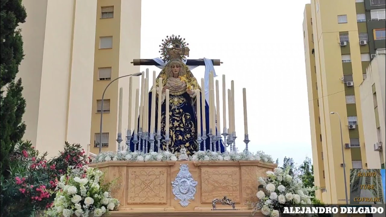 Salida procesional de Nuestra Señora de la Soledad (Los Arcos) Sevilla 2023.