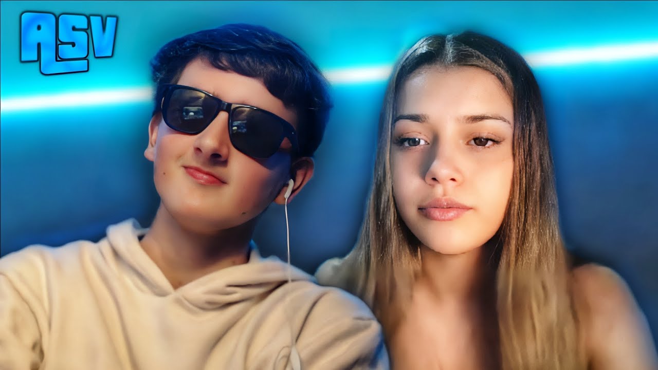 AGUSNETA SIENDO UN VIRGEN