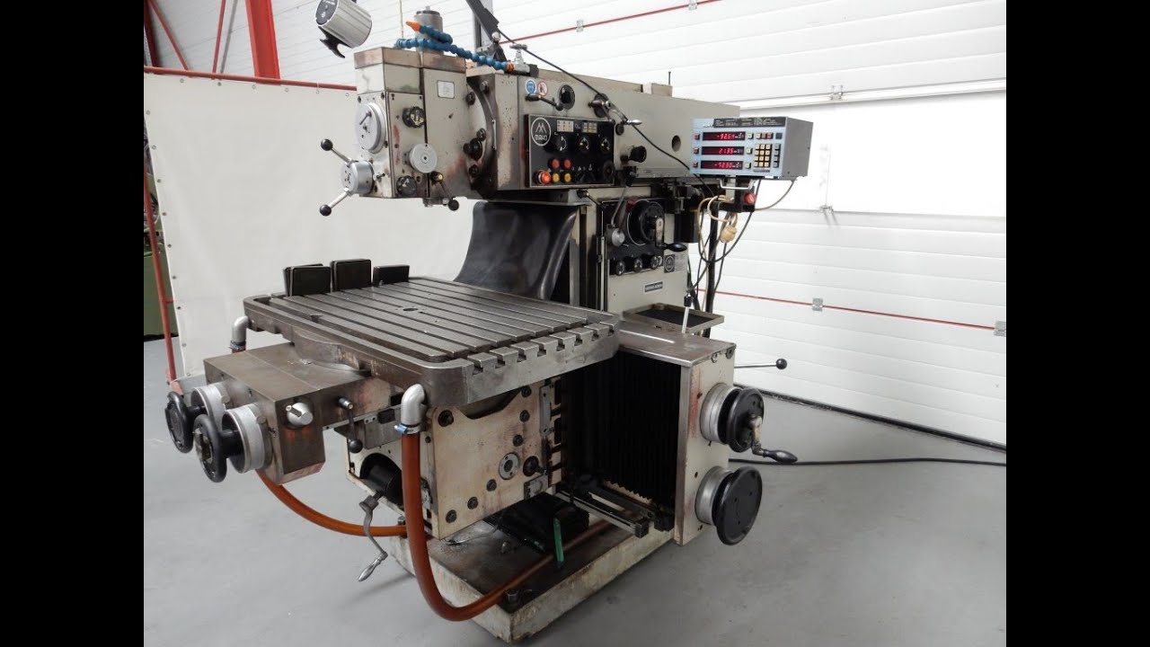 Universal millingmachine Maho MH800 for sale