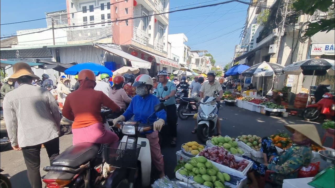 🌼 Mùng 9 tết🧧Chợ Cam Xin Phan Thiết kẹt cứng xe, Thiên đường hải sản tươi sống mùa tết Ất Tỵ 2025