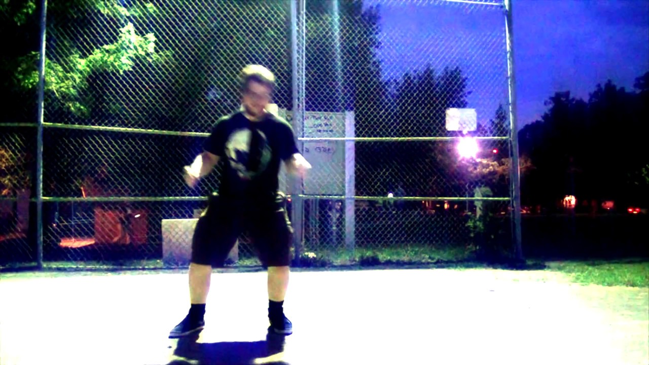 Dubstep Dance at Dusk (Skrillex - Scatta)