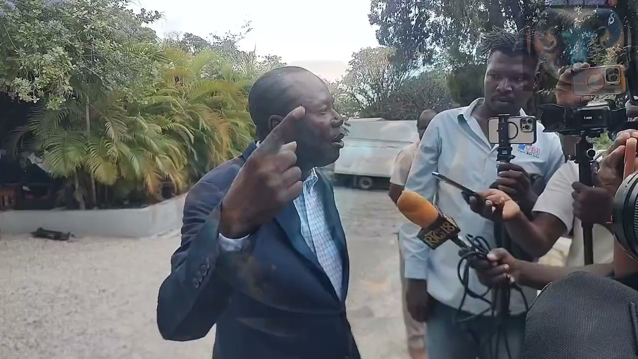 Ansyen sanatè Moïse JEAN CHARLES mande ak pèp Ayisyen pou mete tét yo ansanm pou chanje peyi a