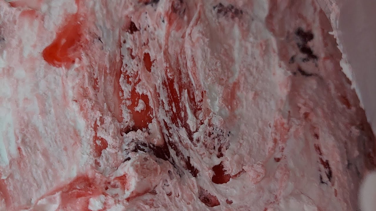 Strawberry pound cake cheese cake no bake 