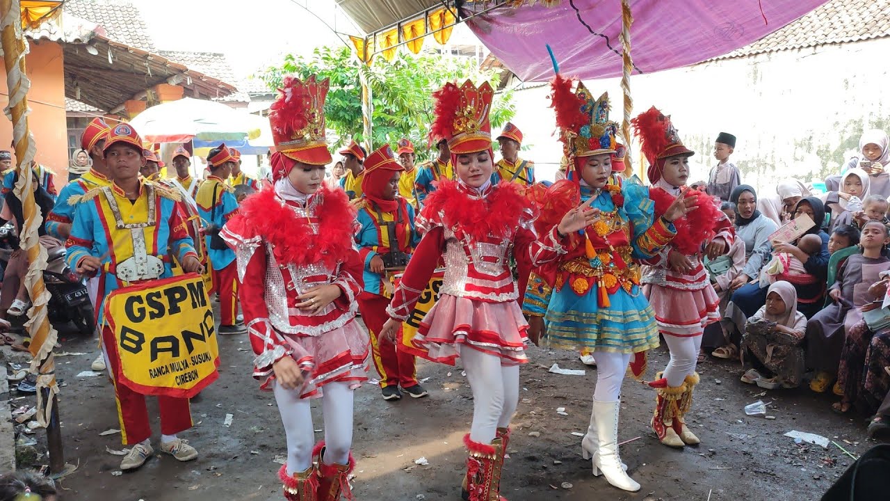 DRUMBAND GSPM BAND - PENGEN DIJENGKING Show MAJASRI LOR cirebon