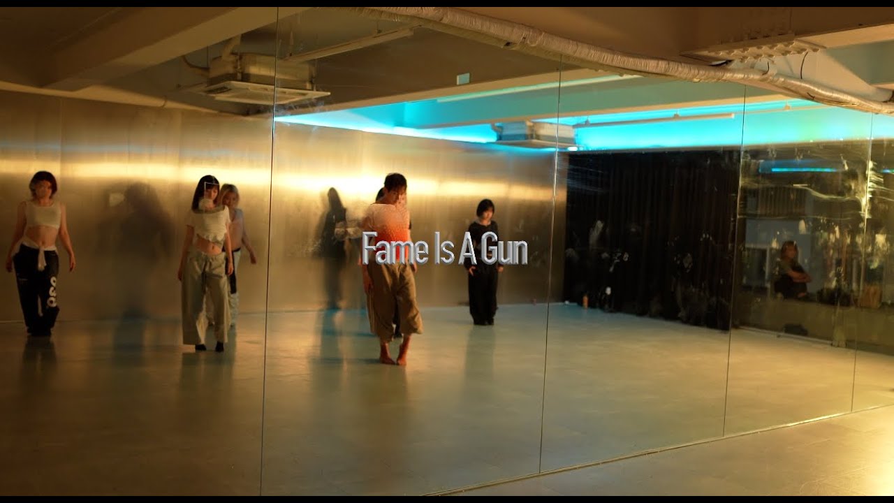 Addison Rae - Fame Is A Gun | Logan Choreography