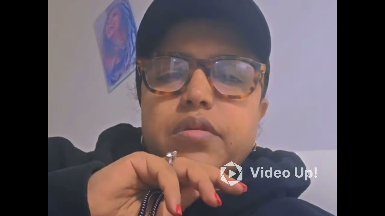 ሮሚ ላስ ላስ እያረገች ነው 😂😂😂😂😂😂😂