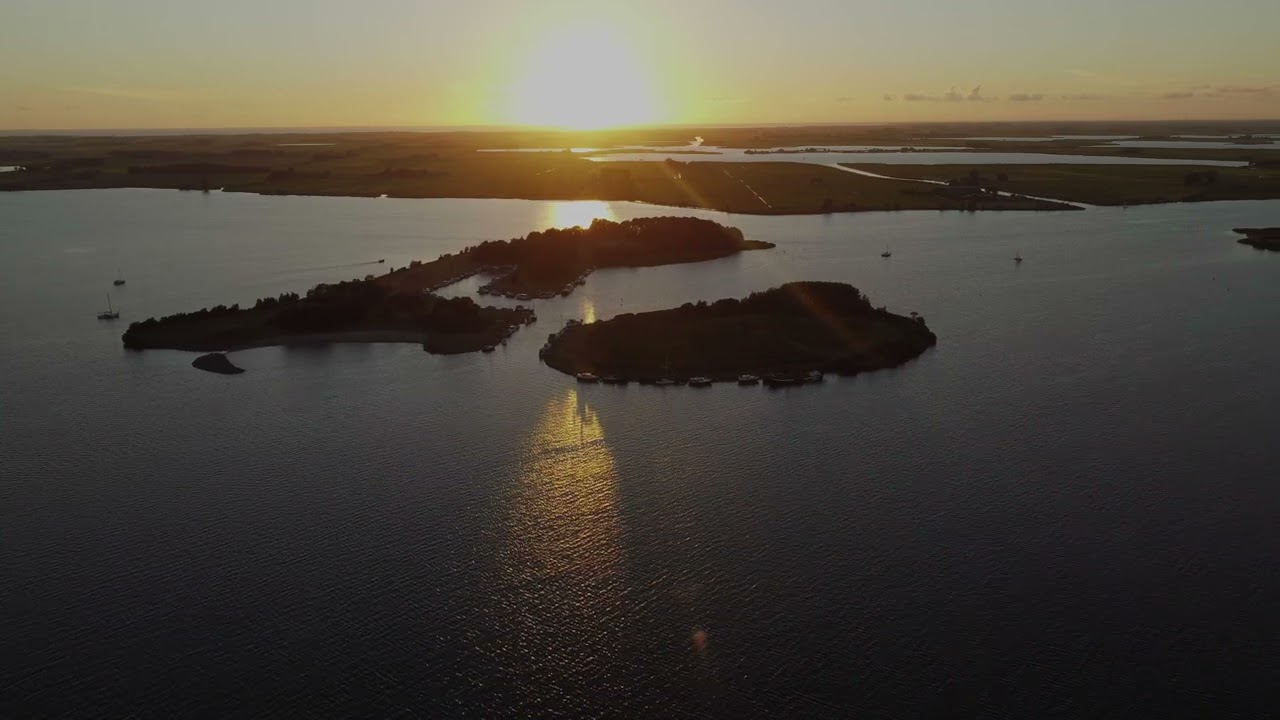Drone Shots 17: zomer in Friesland - Langweer, Heeg, Stavoren