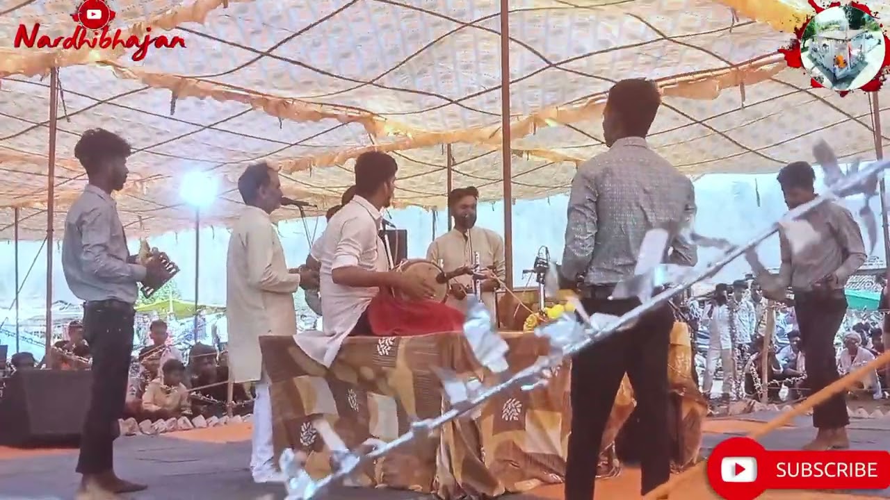गेहूं के खेतो में कंघी जो करे हवाये रंग बिरंगी खुशियां किशानी लेकर आए श्रीढाकुर मंडल ढाबा कला इटारसी