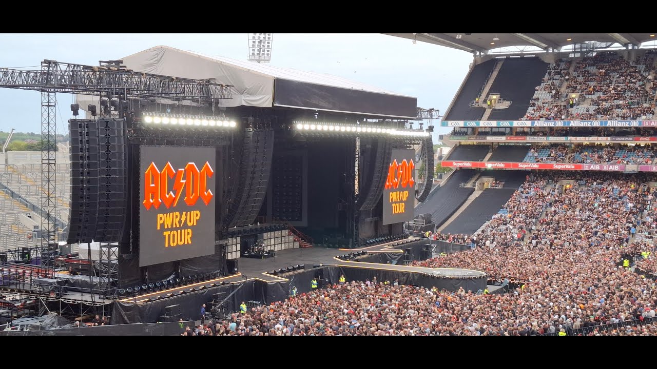 AC/DC - Thunderstruck (live in Dublin)