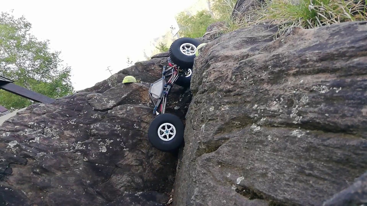 Moa Rock Crawler XR10 Axial - Test