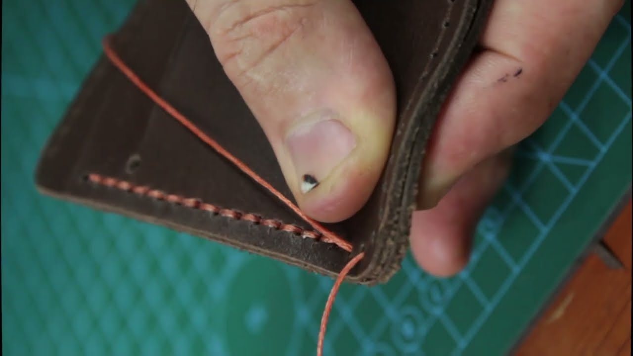 TARJETERO DE CUERO COSIDO A MANO FÁCIL Y RÁPIDO. pdf