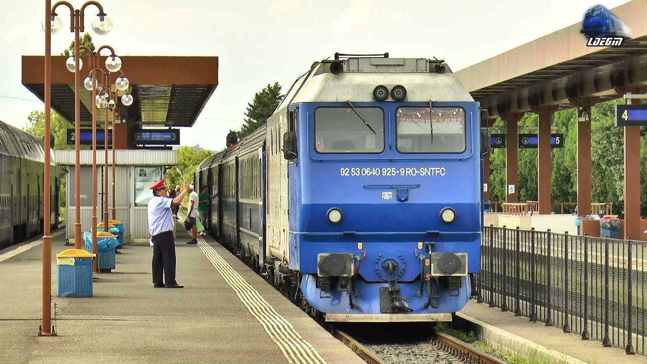 Trenul IR1622 Sibiu-Brașov-Sinaia-Ploiești Vest-București Nord în Gara Sibiu - 23 August 2025