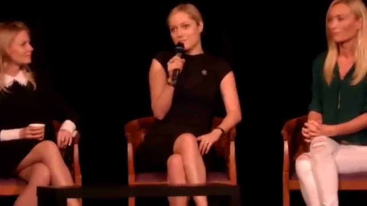 Jennifer, Georgina and Victoria talking costumes | Fairy Tales III | 6/21/15